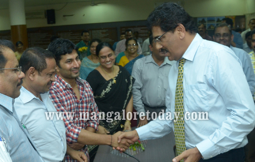 DC N Prakash transferred